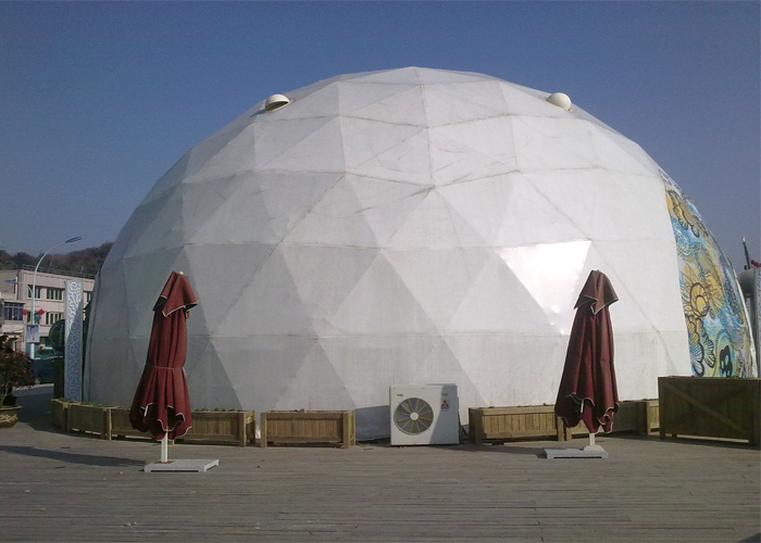 Dome tent 6.jpg