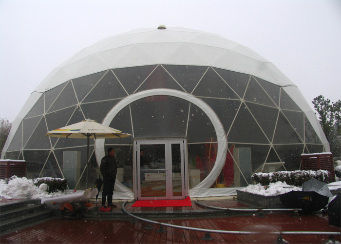 dome tent 1.jpg