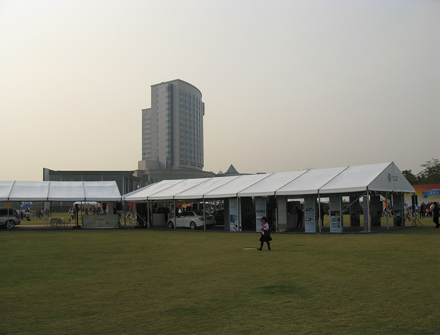 广州奔驰车展2009年 (1).jpg